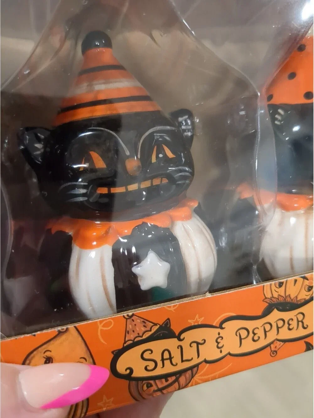 Johanna Parker Black Cats on Pumpkin Mr & Mrs Salt & Pepper Shaker Set NEW